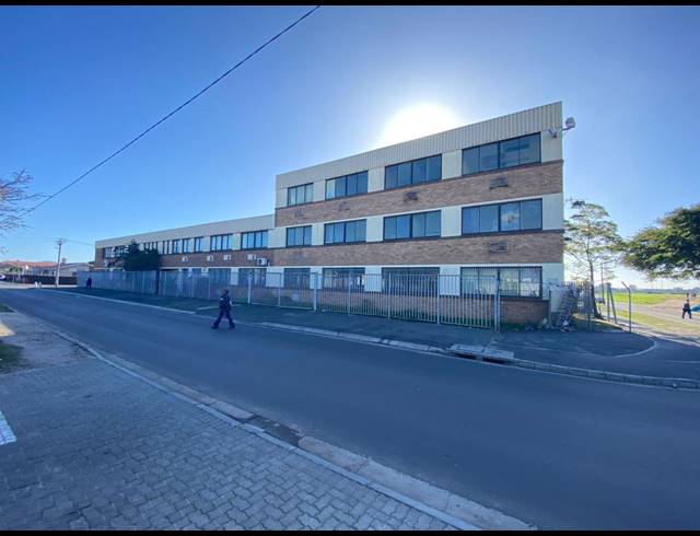 5,500M² WAREHOUSE TO LET IN MAITLAND